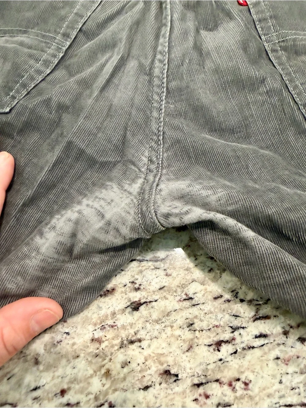 Levi’s 514 Corduroy Pants Gray Mens 36x32 Straight  9” Leg Openings